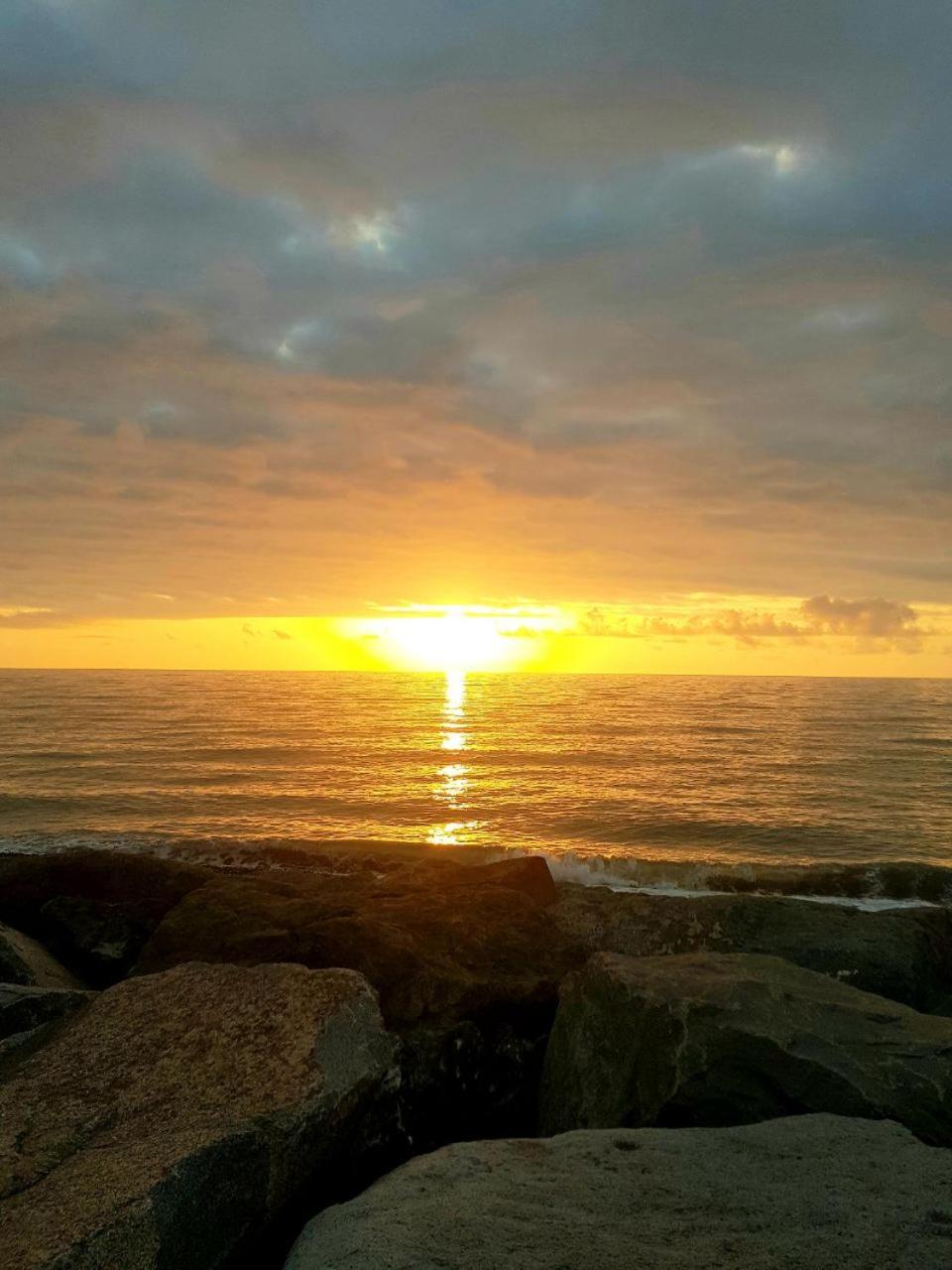 Sea View Studio 巴统 外观 照片